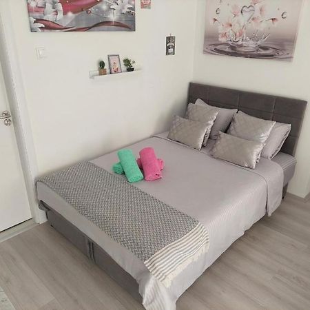 City Lux Square Apartment Скоп'є Екстер'єр фото